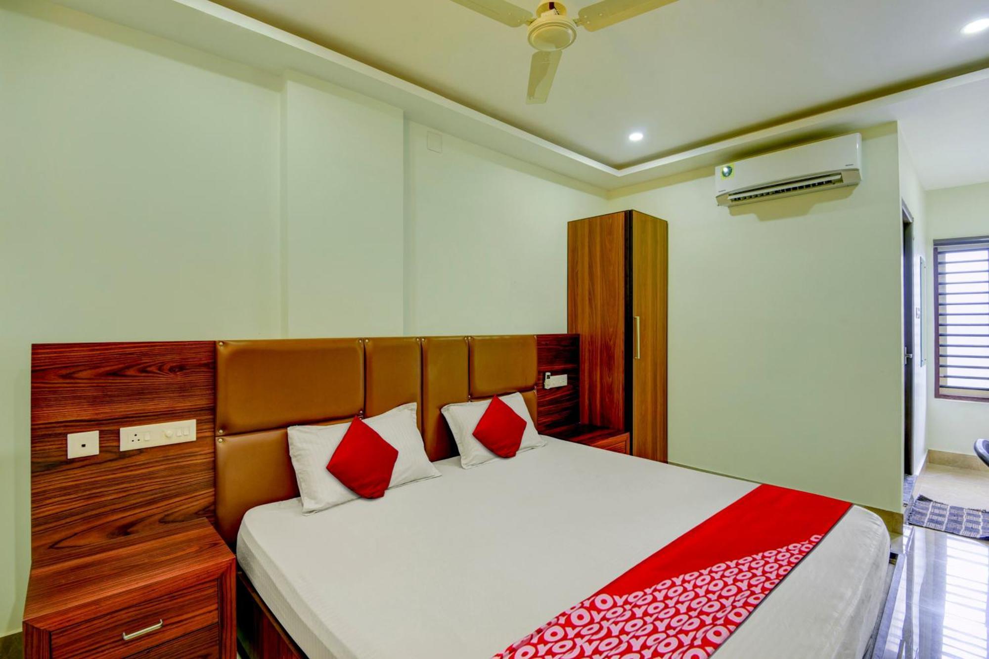 Hotel O Royal Tower Lodge Etakkare 외부 사진