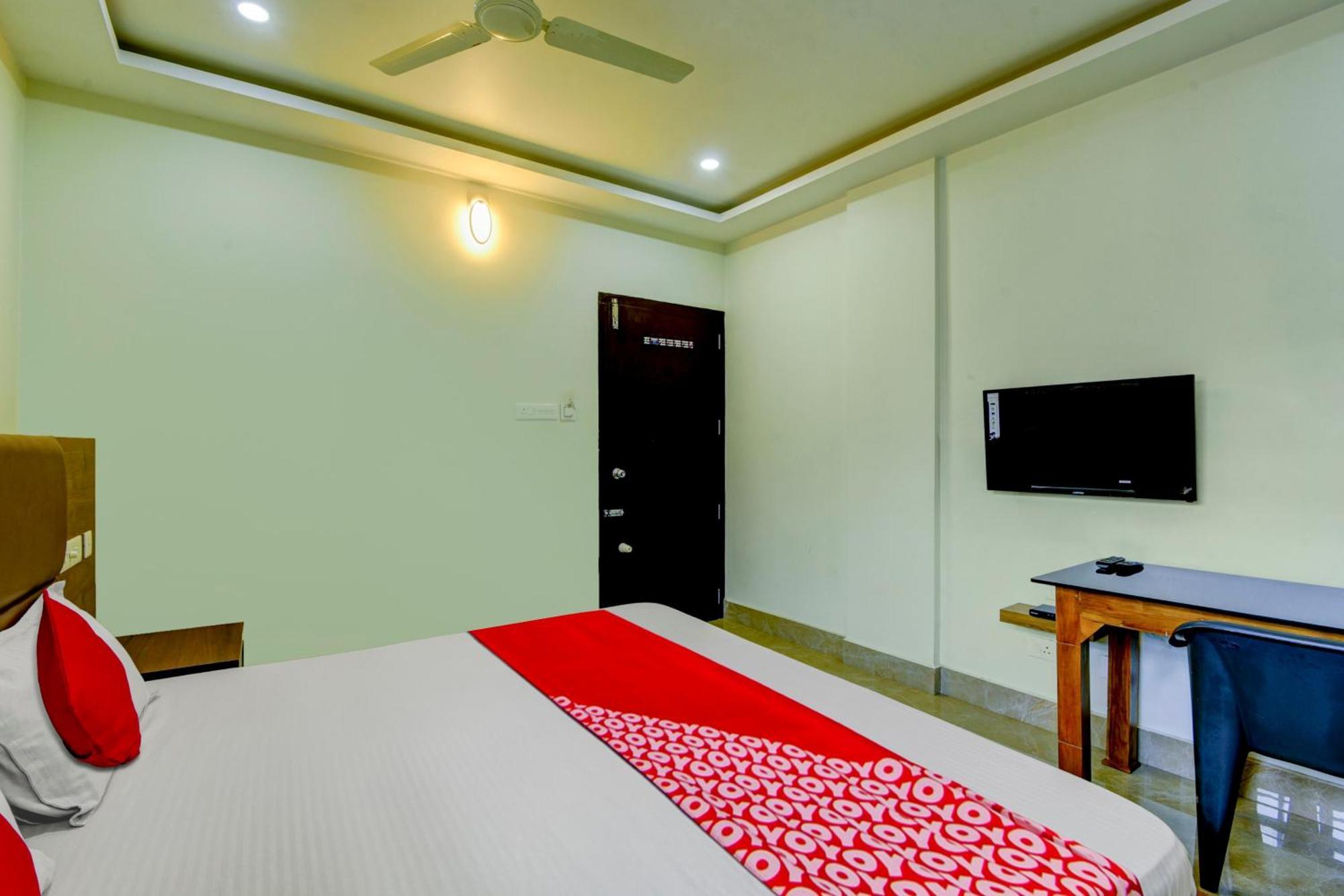 Hotel O Royal Tower Lodge Etakkare 외부 사진
